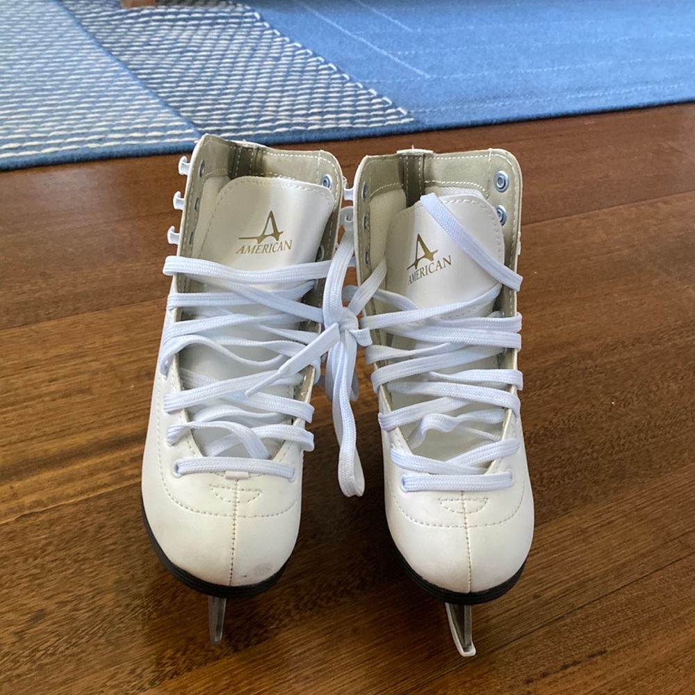 New girls ice skates